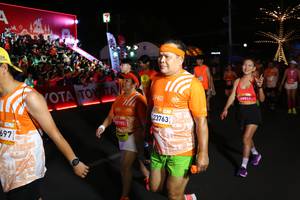 BIB: 697, 19195, 23763
                            <button type="button" onclick="openModal(23068422)" class="btn btn-primary btn-sm float-right btn-popup" data-toggle="modal" data-target=".modal-high-quality">
                        <i class="fas fa-shopping-cart"></i> Add to Cart
                    </button>
                                            <button type="button" onclick="isThisMe(23068422, true)" class="btn btn-success btn-sm float-right btn-popup btn-isme hidden" data-toggle="tooltip" data-placement="bottom" title="นี่คือรูปของคุณใช่ไหม คลิกที่นี่เพื่อเอาเข้าอัลบั้ม">
                        <i class="fas fa-plus"></i> Add to album
                    </button>
                    <button type="button" onclick="isThisMe(23068422, false)" class="btn btn-warning btn-sm float-right btn-popup btn-isnotme hidden">
                        <i class="fas fa-ban"></i> Remove from album
                    </button>